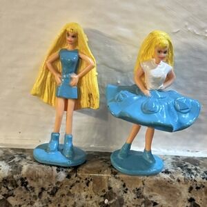 2/2" VINTAGE 1998 MINI BARBIE  FIGURINES RUBBER BLUE SKIRT/DRESS SMALL TOYS